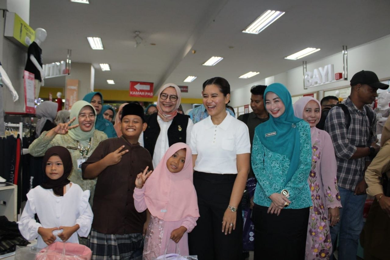 Hari Anak Nasional 2026, Ketua TP PKK Sumut Santuni Anak Yatim di Kota Tebingtinggi